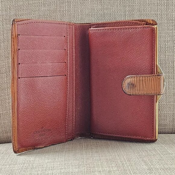 Auth Louis Vuitton Card Holder Yellow Leather Bifold Wallet Purse Made in France - Picture 4 of 13